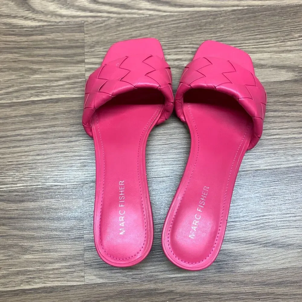Marc Fisher Sandals Size 8M Hot Pink Casper Block Heel Barbiecore Travel Slip-On